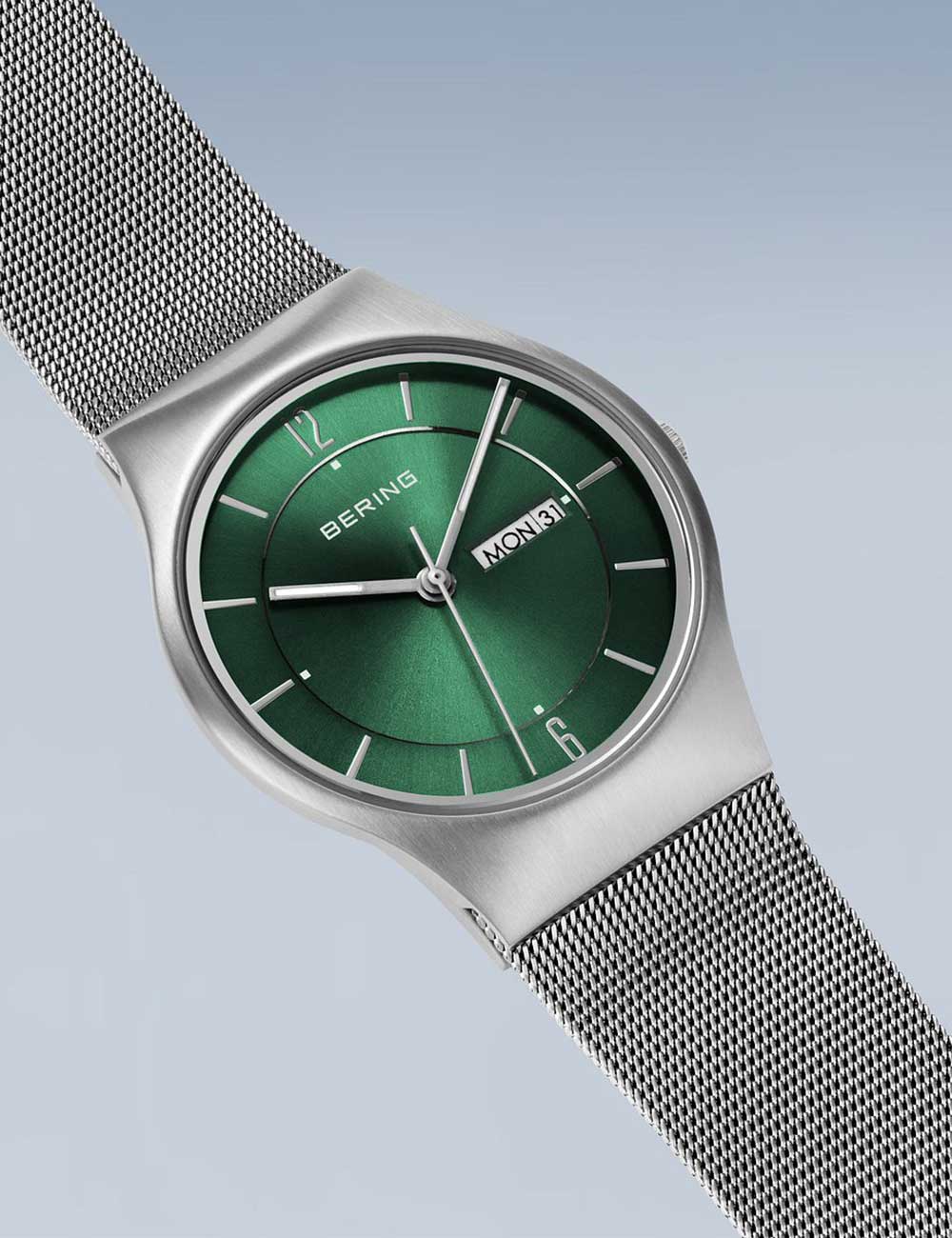 Bering 11938-008DD Classic Day-Date men's watch 38mm 3ATM