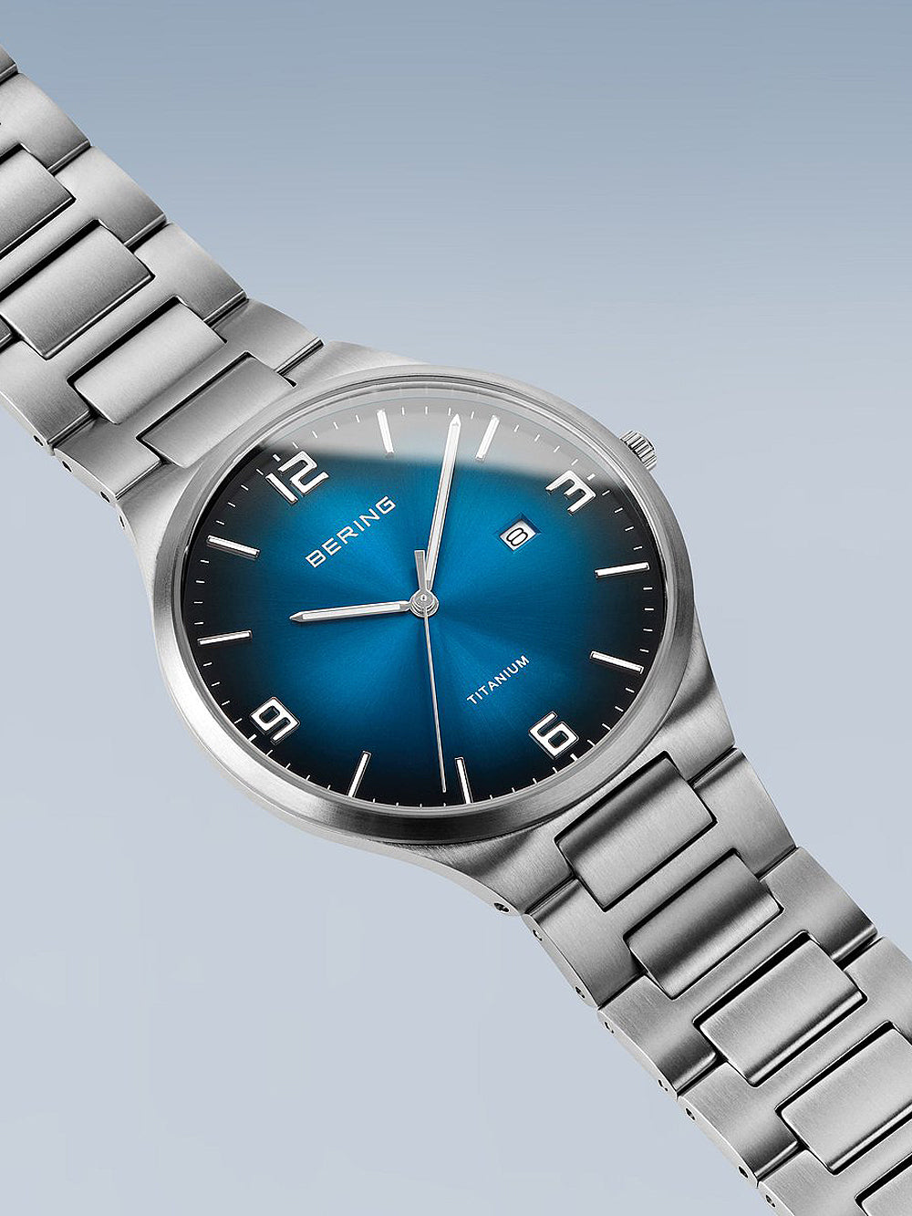 Bering 15240-777 men's watch Titanium men's watch 40mm 5ATM
