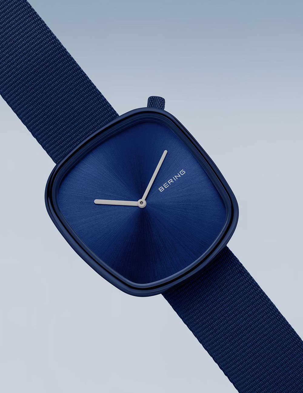 Bering 18040-397 men's watch Pebble 40mm 3ATM