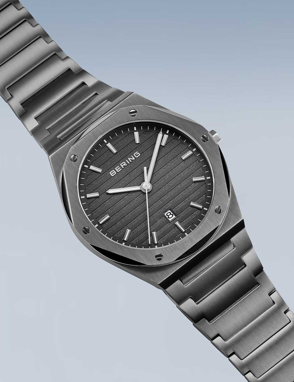 Bering 19742-777 men's watch Classic 42mm 10ATM