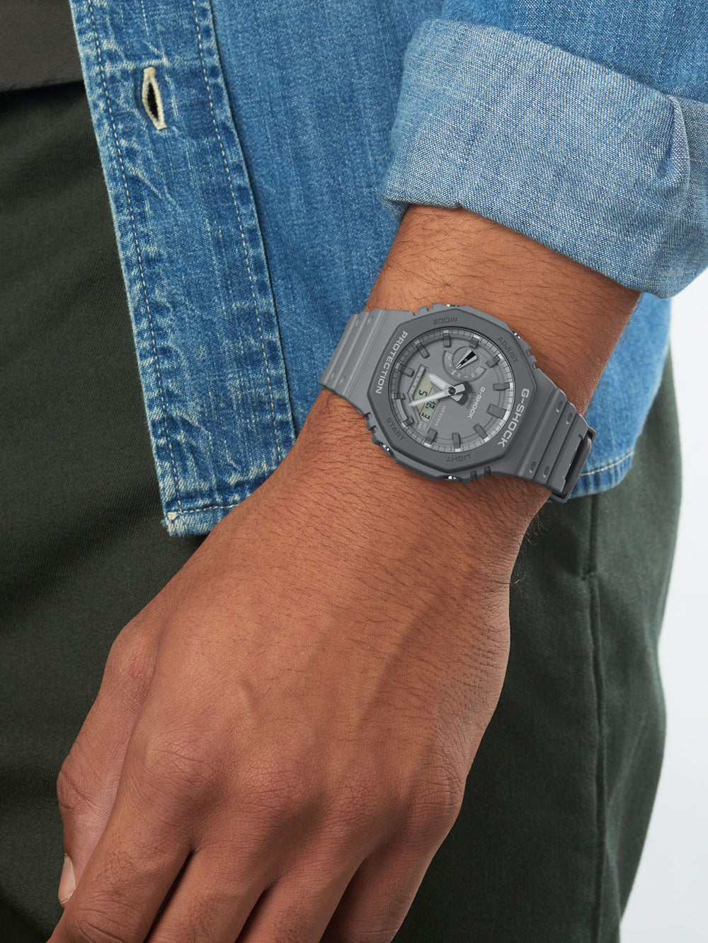 Casio GA-2110ET-8AER G-Shock men's watch 45mm 20ATM