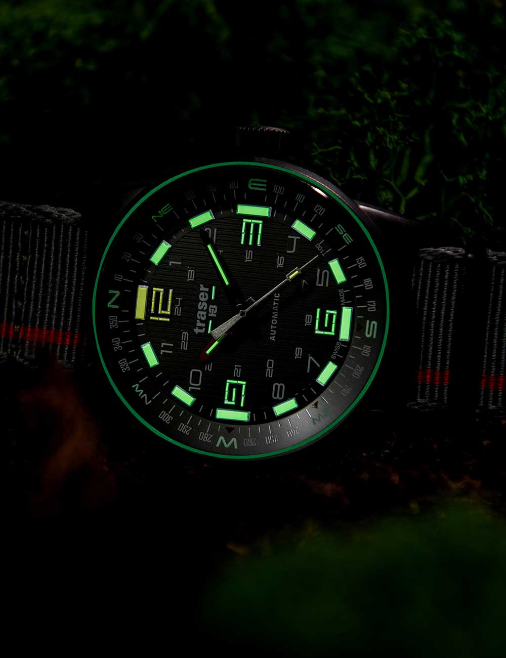 Traser H3 110593 P68 Pathfinder T100 Automatic men's watch 46mm 10ATM