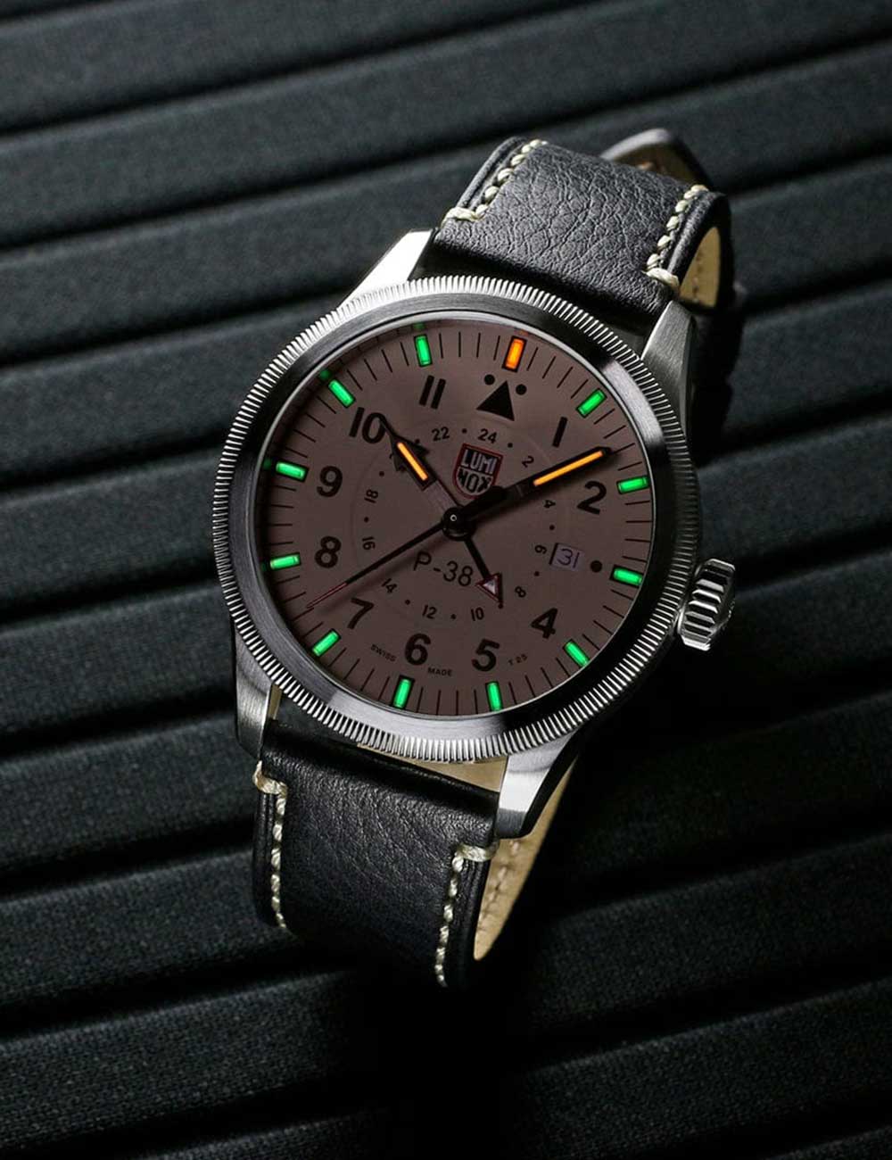 Luminox XA.9527 men's watch P-38 Air Pilot GMT 42mm 100M