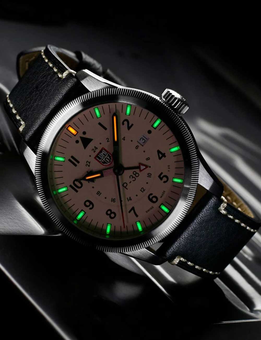 Luminox XA.9527 men's watch P-38 Air Pilot GMT 42mm 100M