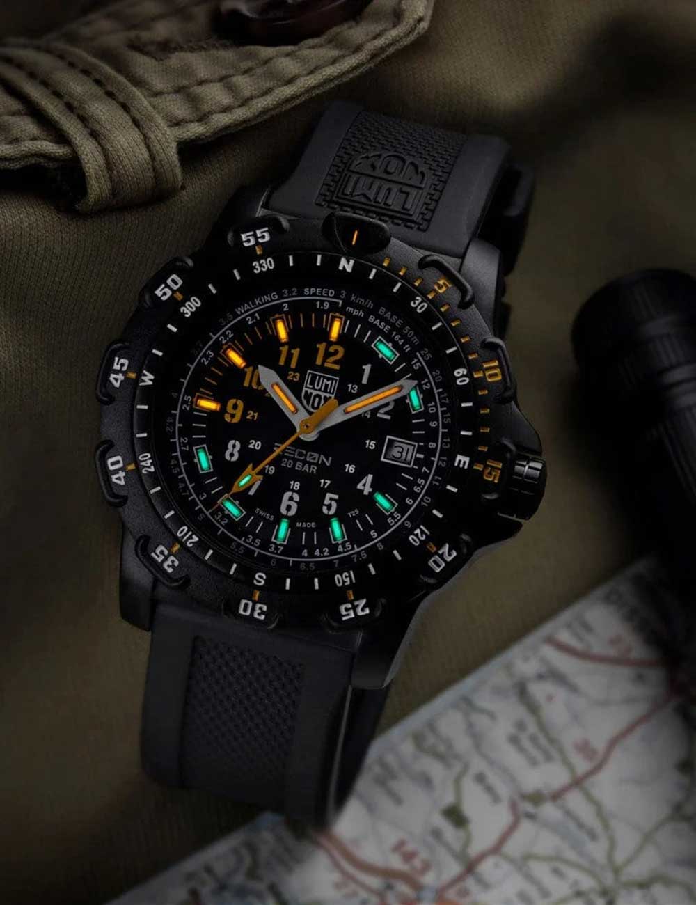 Luminox XL.8825.H.SET men's watch RECON Point Man Set 45mm 20ATM