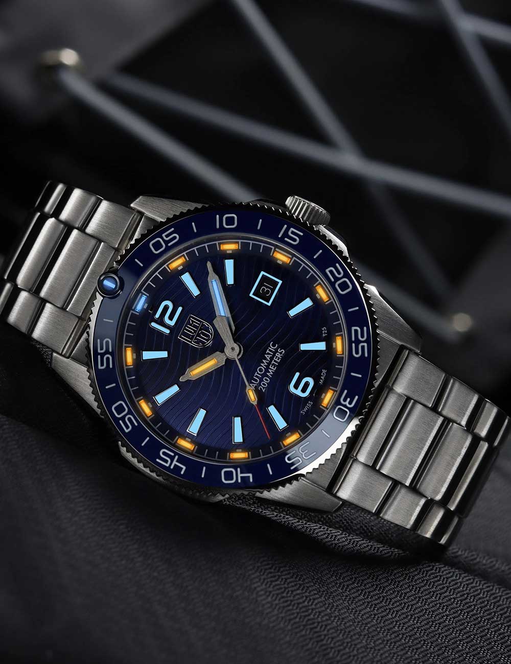 Luminox XS.3104 men's watch Pacific Diver Automatic 42mm 20ATM